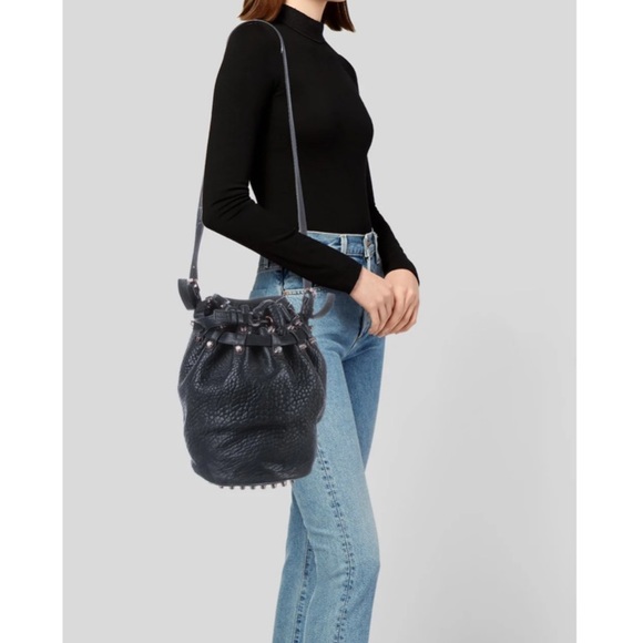 Alexander Wang - Diego bucket bag - Picture 3 of 5